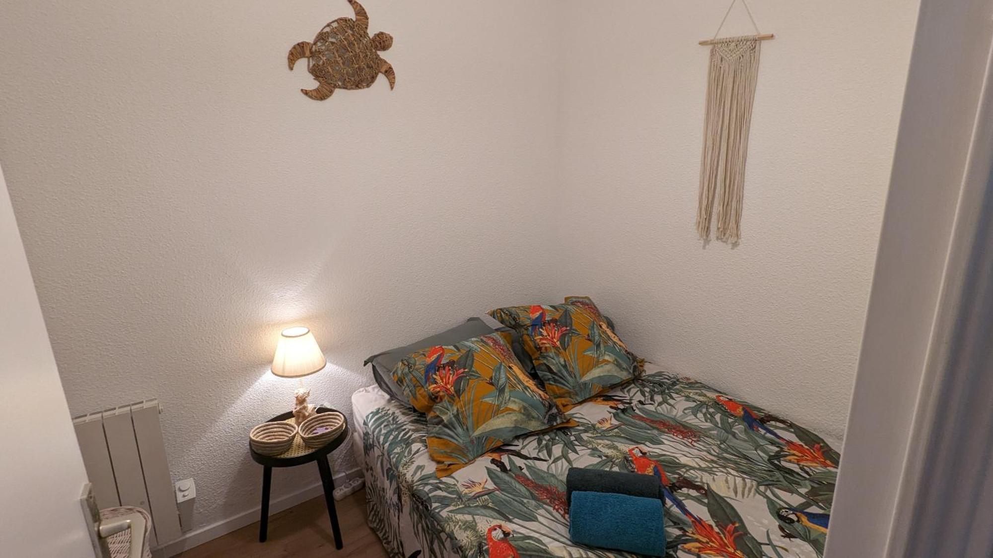 Maisonnette Kalis Calme Avec Climatisation Parking Jardin Cadre Campagne Plages A Pieds Bandol Exterior foto