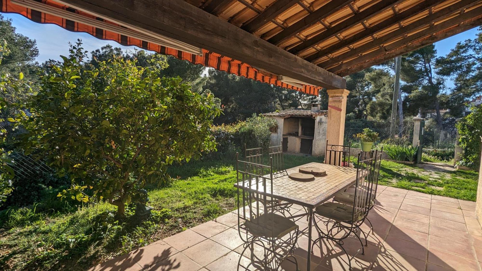 Maisonnette Kalis Calme Avec Climatisation Parking Jardin Cadre Campagne Plages A Pieds Bandol Exterior foto